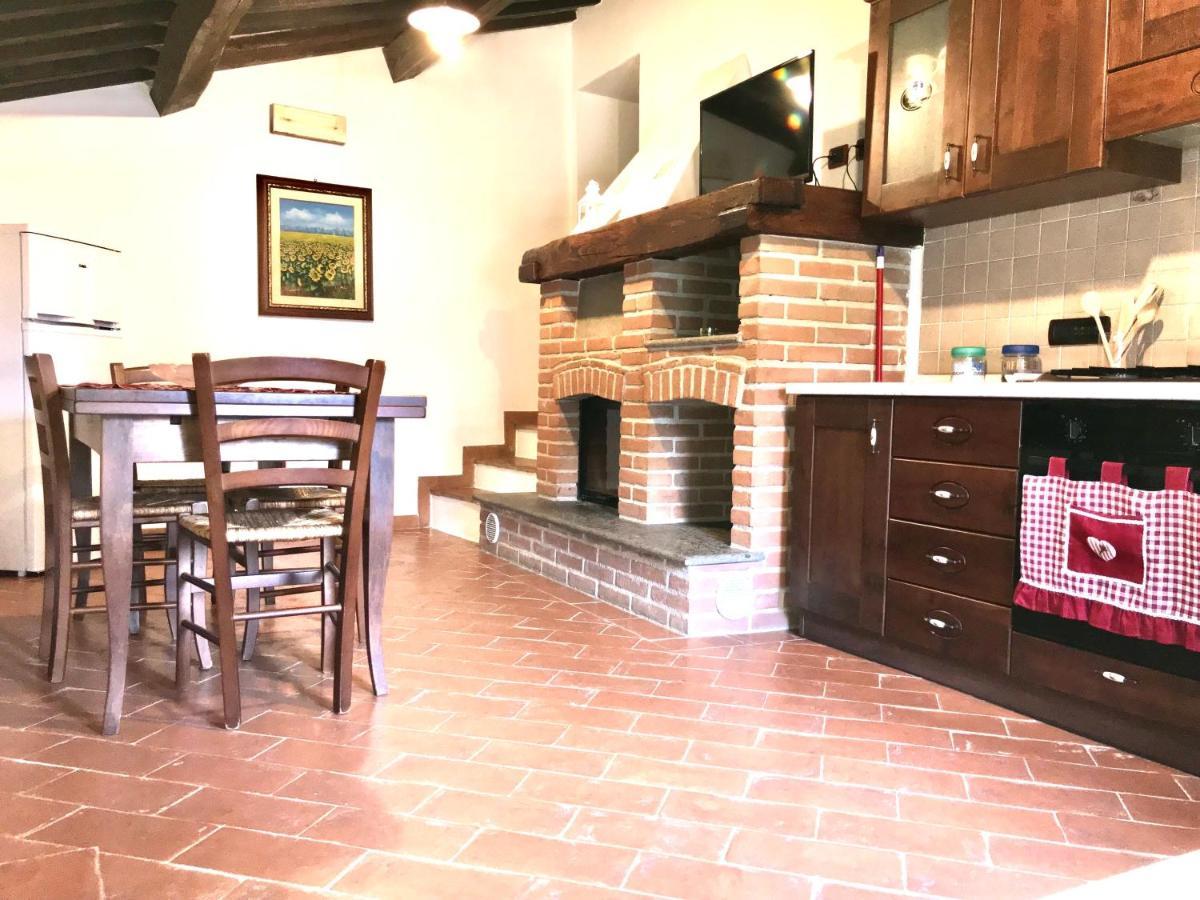 Agriturismo Podere Casano ราดิโกฟานี ภายนอก รูปภาพ